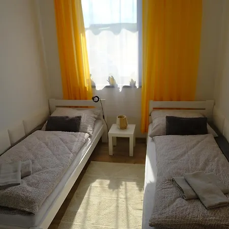 Tatil Evi Cervene Maky - Red Poppies